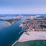 Adele Rostock